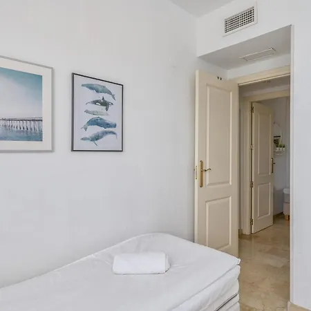 Fuengirola Penthouse By Costarentals - Ref 06 *