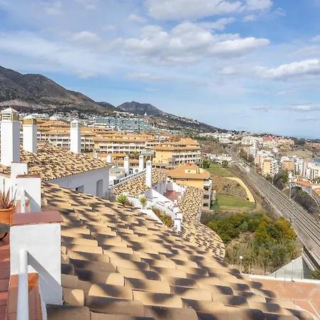 Fuengirola Penthouse By Costarentals - Ref 06 アパート *